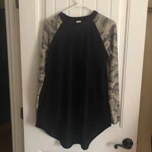 NWOT Black and camo long sleeve